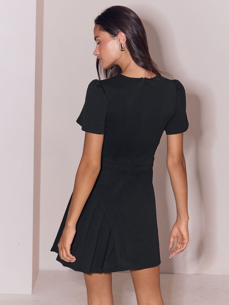 Lipsy Black V-Neck Half Pleated Belted Short Sleeve Mini Dress - Image 6 of 6 Lipsy Black V-Neck Half Pleated Belted Short Sleeve Mini Dress - Image 6 of 6