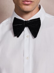 White/Black Formal Shirts 2 Pack With Velvet Bow Tie - Image 7 of 15