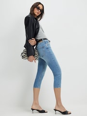 River Island Blue Mid Rise Skinny Fit Capri Jeans - Image 2 of 4