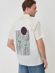 Threadbare Abstract Beach Print Cotton Poplin Short Sleeve Shirt - Billede 3 af 5