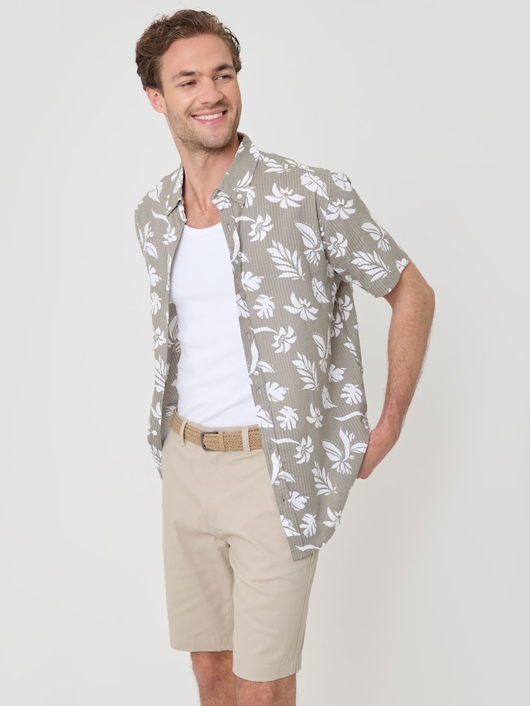 Threadbare Green Button Down Collar Short Sleeve Shirt - Image 2 of 5 Threadbare Green Button Down Collar Short Sleeve Shirt - Image 2 of 5