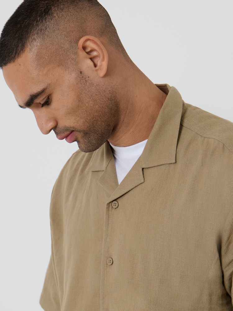 Threadbare Brown Relaxed Fit Linen Blend Revere Collar Short Sleeve Shirt - Image 5 of 5