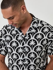 Threadbare Black Palm Tree Print Short Sleeve Shirt - Image 4 of 4