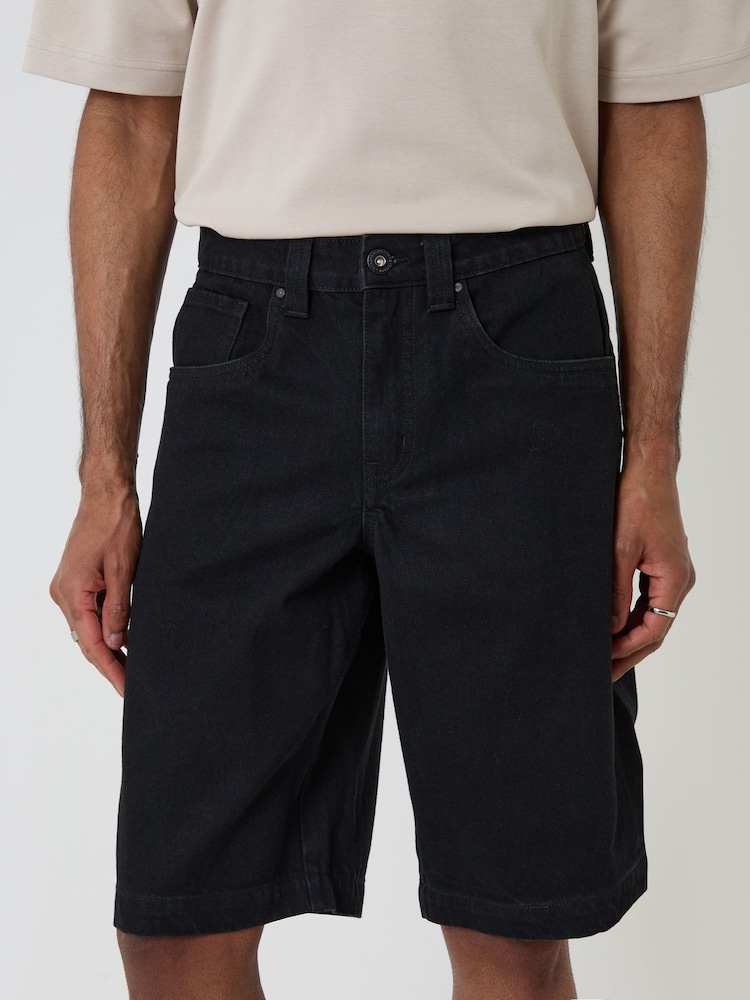 Threadbare Black Baggy Denim Shorts - Image 4 of 4