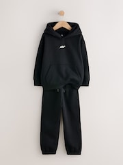 কালো NXT - Heavy Weight Sign Off Hoodie Joggers Set (3-16yrs) - 9এর মধ্যে 6 ছবি