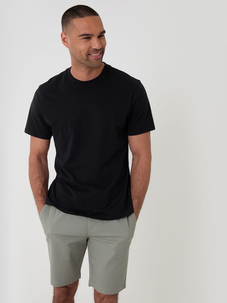 Threadbare Green Elasticated Waist Stretch Chino Shorts - Image 2 of 4 Threadbare Green Elasticated Waist Stretch Chino Shorts - Image 2 of 4