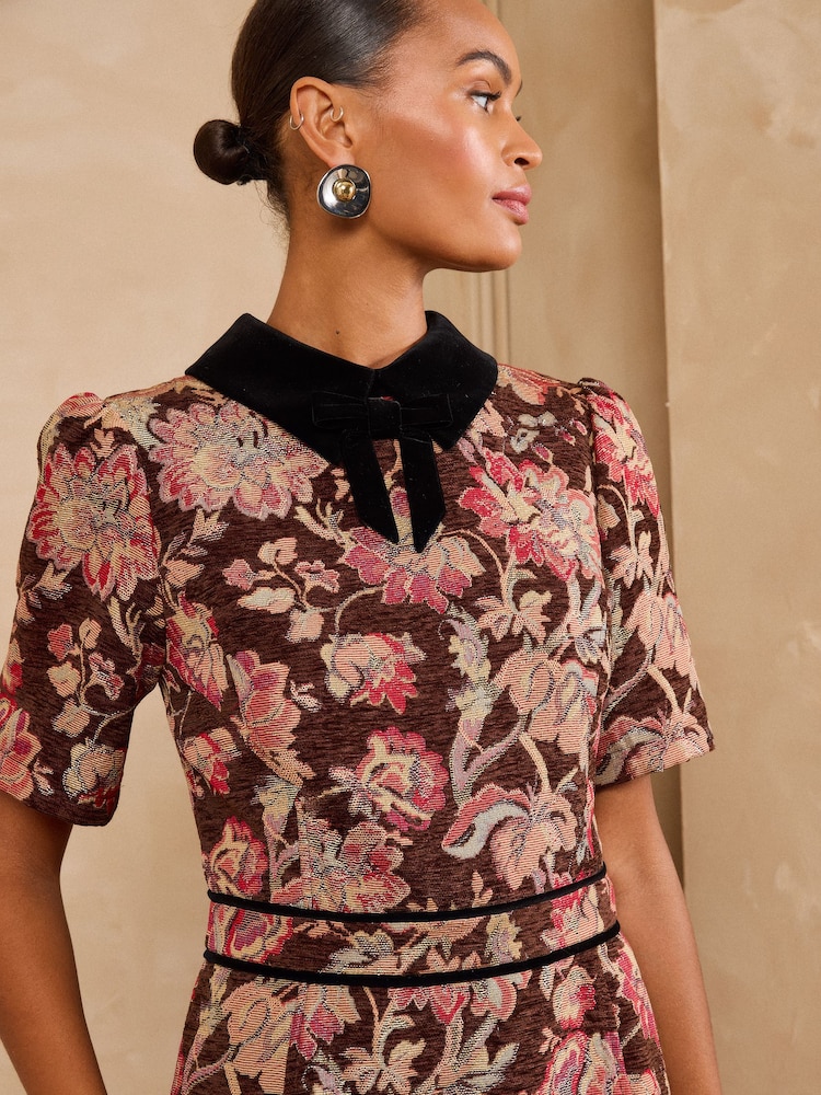 Love & Roses Multi Floral Tapestry Collared Short Sleeve  Mini Dress - Image 2 of 5