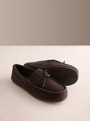 Brown Suede Bow Moccasins - Image 5 of 6