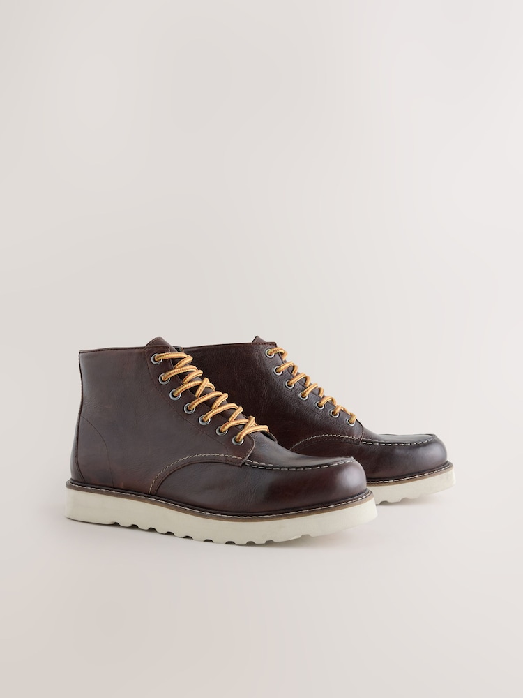 Brown Leather Apron Boots - Image 1 of 5 Brown Leather Apron Boots - Image 1 of 5