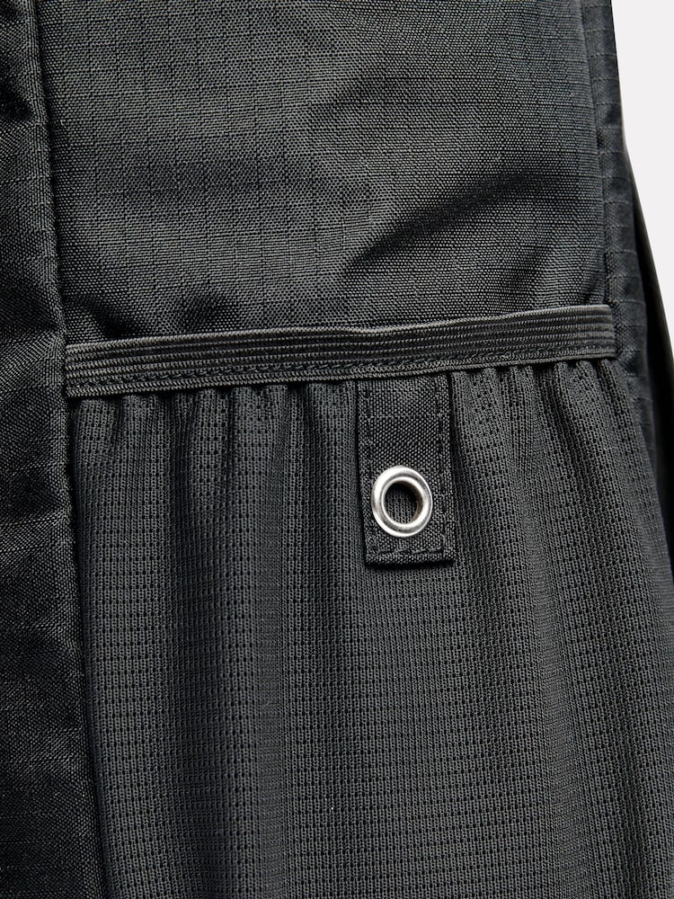 Σακίδιο πλάτης New Balance με αναδιπλούμενο λογότυπο - Εικόνα 9 από 9