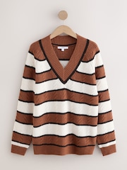 Ecru/Brown - Pull mi-long en maille torsadée ultra-douce à Col V - Image 5 de 7