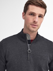 رمادي داكن مموج - كنزة بربع سحاب من Barbour® - صورة 4 من 6