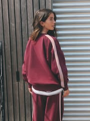 Burgundy Red - Self. Sweatshirt na may Gilid na Guhit - Larawan 4 ng 5
