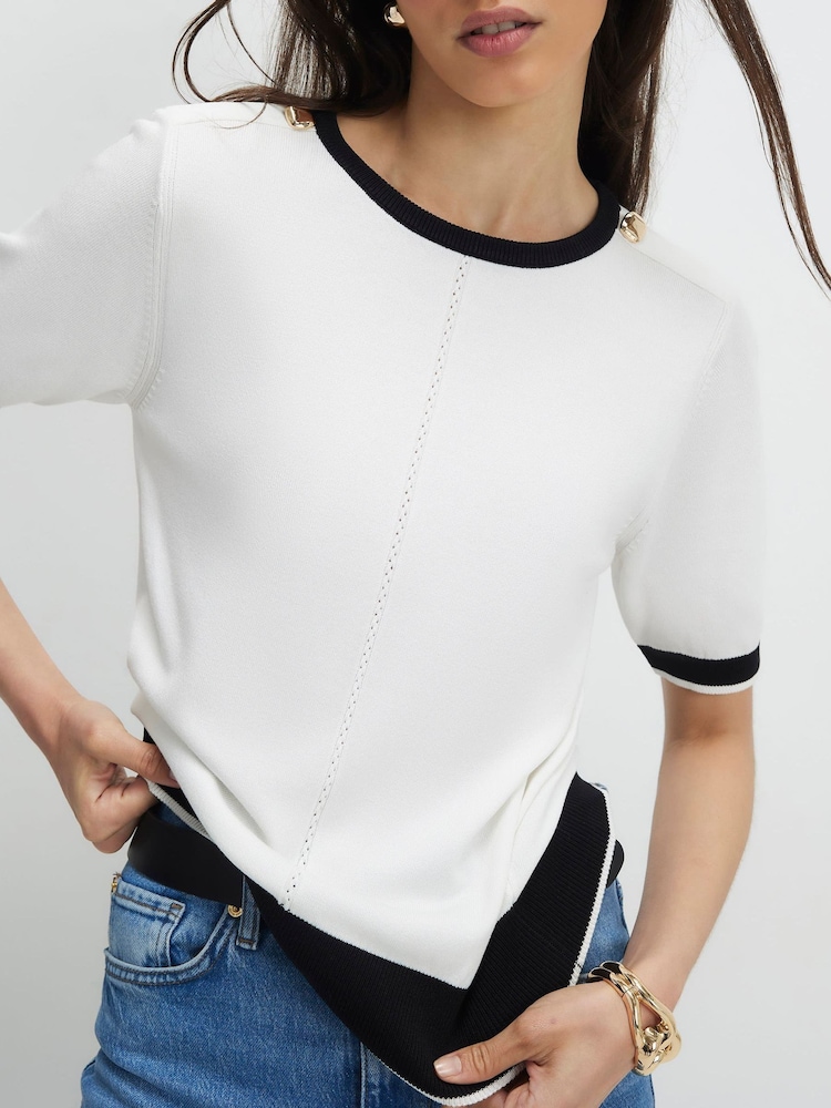 River Island Cream Short Sleeve Knitted Contrast Edge T-Shirt - Image 4 of 4