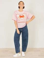 Yumi Pink Crab Vacation Print T-Shirt - Image 2 of 5