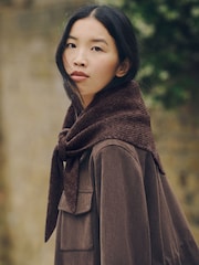 Schokoladenbraun - Large Ribbed Triangle Scarf - Bild 2 von 5