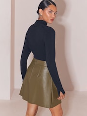 Lipsy Faux Leather Gold Trim Pleated Mini Skirt - Slika 5 od 5