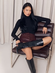 Berry Crveno - Lipsy Faux Leather Tab Shorts - Slika 4 od 6