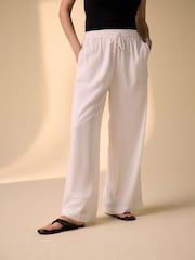 White Pull On Wide Leg Trousers With Linen - Image 2 of 4