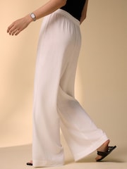 White Pull On Wide Leg Trousers With Linen - Image 3 of 4