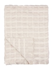 Wylder Linen Walton Waffle Fringed Throw - Image 4 of 4