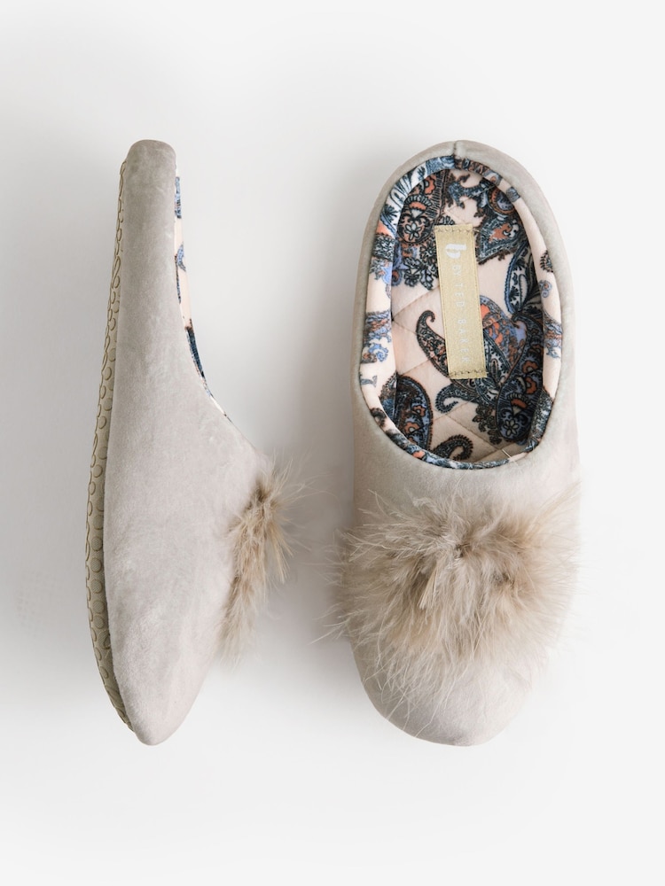 B by Ted Baker Neutral Velour Slippers with Faux Feather Pom - Slika 1 iz 6