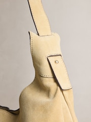 צבע חול - N. Premium Suede Slouchy Scoop Shoulder Bag - תמונה 8 מתוך 8