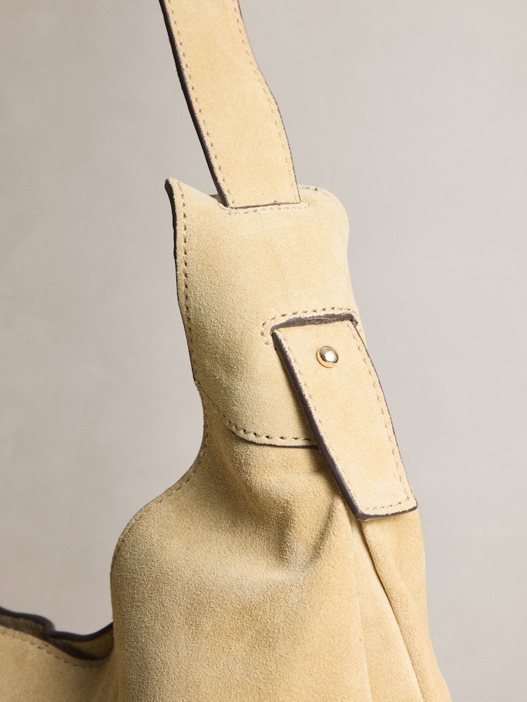 צבע חול - N. Premium Suede Slouchy Scoop Shoulder Bag - תמונה 8 מתוך 8 צבע חול - N. Premium Suede Slouchy Scoop Shoulder Bag - תמונה 8 מתוך 8