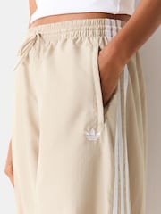 adidas Originals Beige Joggers - Image 4 of 5