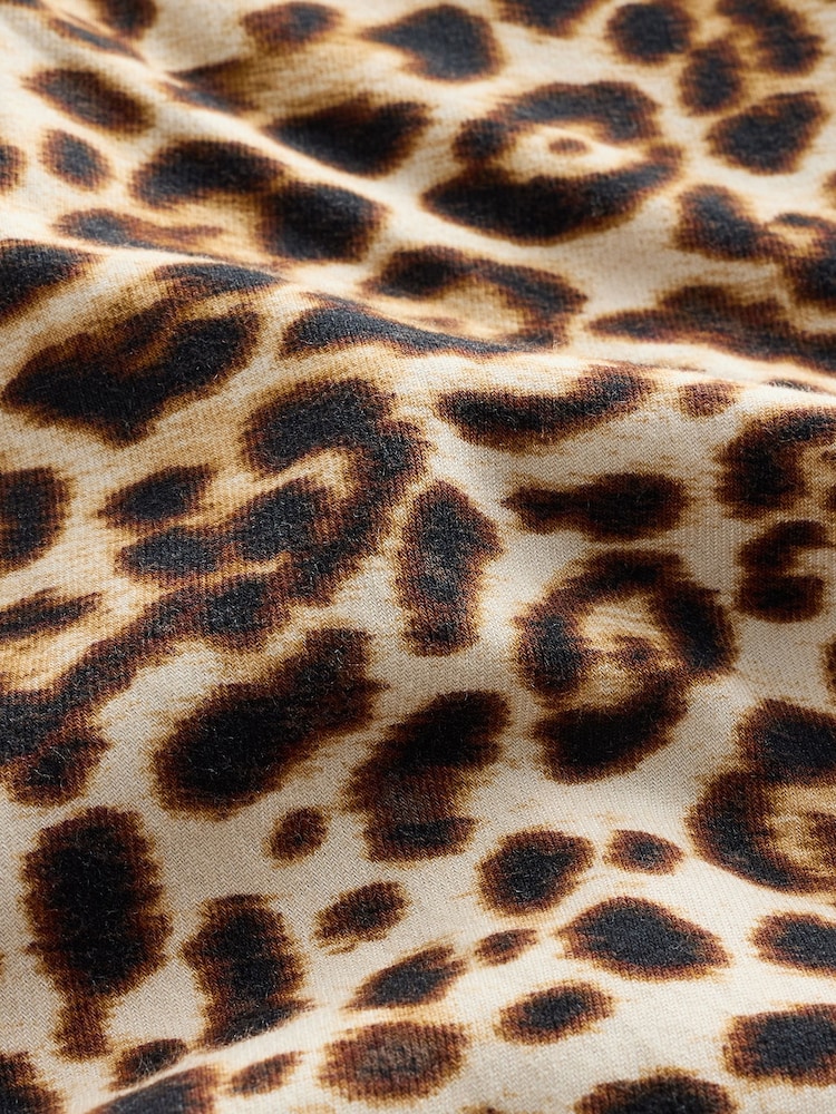 Victoria's Secret Leopard Brown Flannel Long Pyjama Set - Image 4 of 4 Victoria's Secret Leopard Brown Flannel Long Pyjama Set - Image 4 of 4