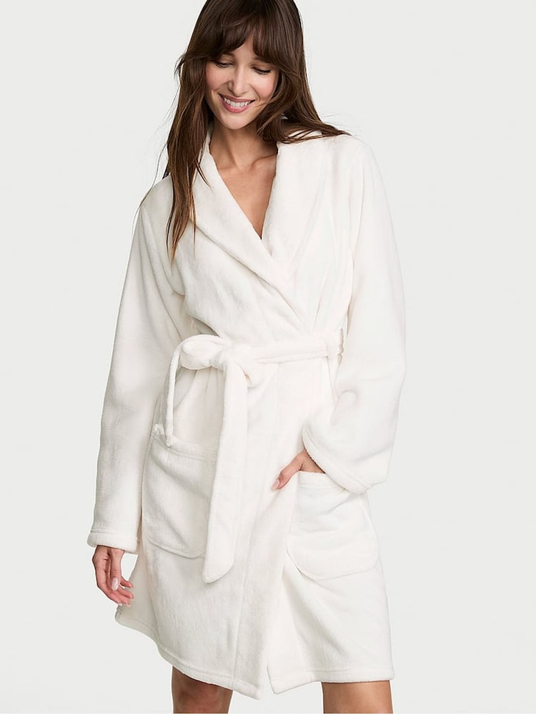 Victoria's Secret Coconut White Fluffy Robe - Image 1 of 2