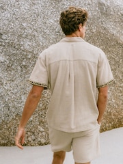 Chelsea Peers Natural Linen-Blend Embroidered Palm Short Sleeve Shirt - Image 2 of 6