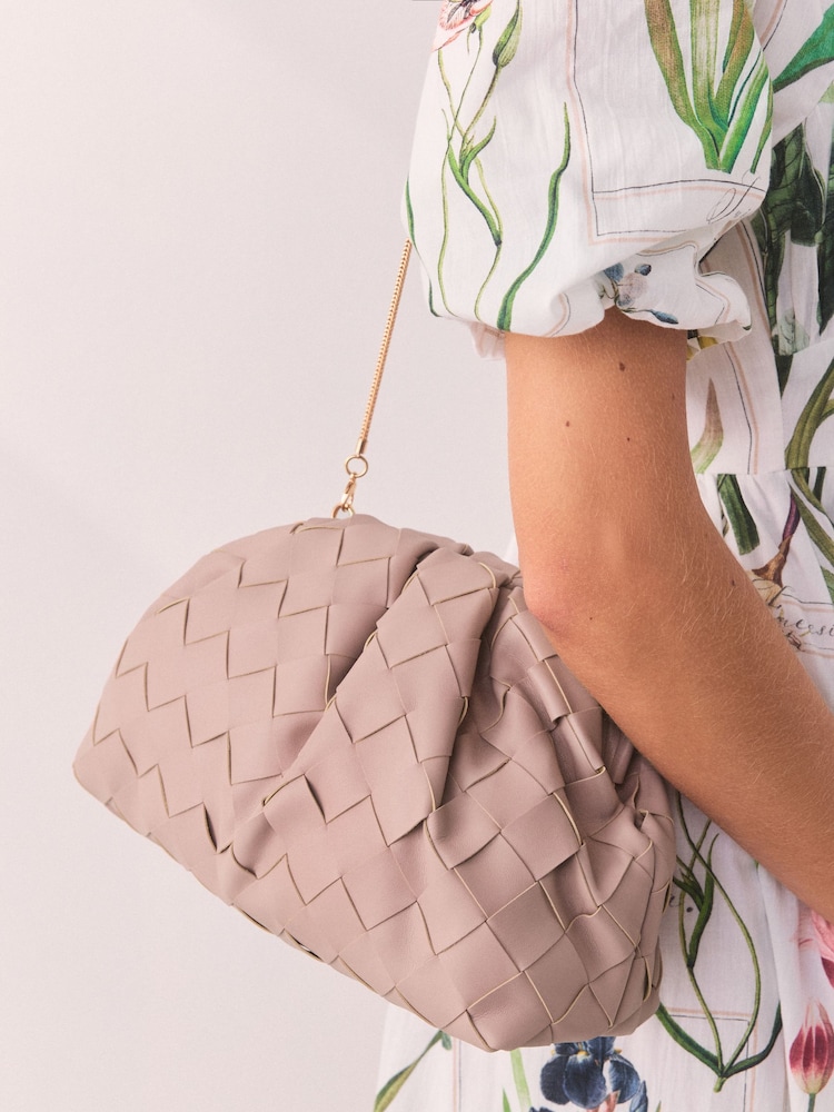 Pink - Oversized Weave Snap Clutch Bag - Bild 3 von 3 Pink - Oversized Weave Snap Clutch Bag - Bild 3 von 3