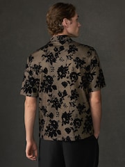 Black/Gold Floral Texture Jersey Short Sleeve Shirt - Image 3 of 9