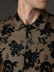Black/Gold Floral Texture Jersey Short Sleeve Shirt - Image 4 of 9