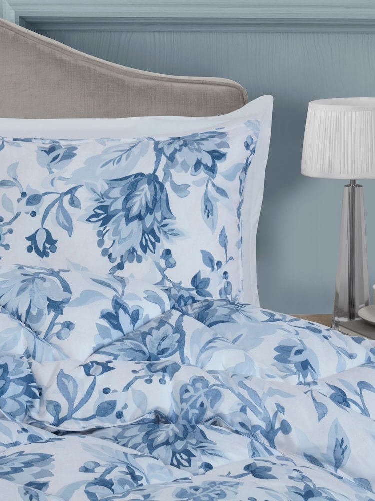 Laura Ashley Adwick Trail Blue White 10.5 Tog Coverless Duvet Set - Image 2 of 5 Laura Ashley Adwick Trail Blue White 10.5 Tog Coverless Duvet Set - Image 2 of 5