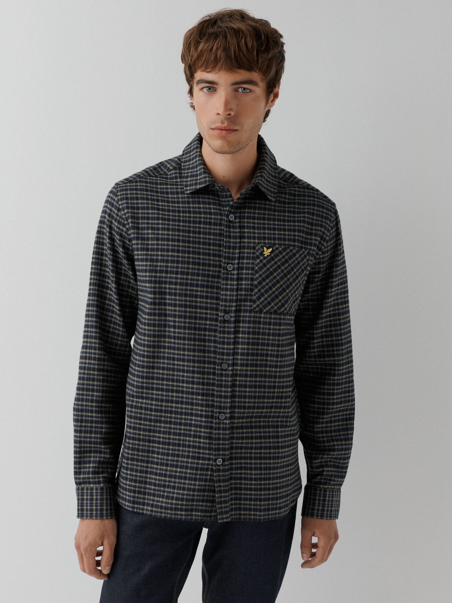 Lyle & Scott Men's Black Tartan Flannel Shirt - Image 3