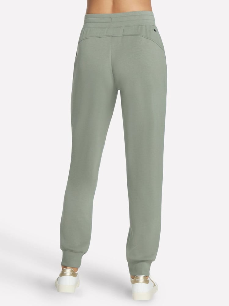 Pantalones de chándal Skechluxe Elevate de Skechers - Imagen 2 de 4 Pantalones de chándal Skechluxe Elevate de Skechers - Imagen 2 de 4