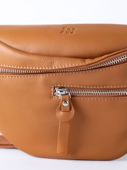 Lakeland Leather Brown Tarn Sling Bag - Image 6 of 6