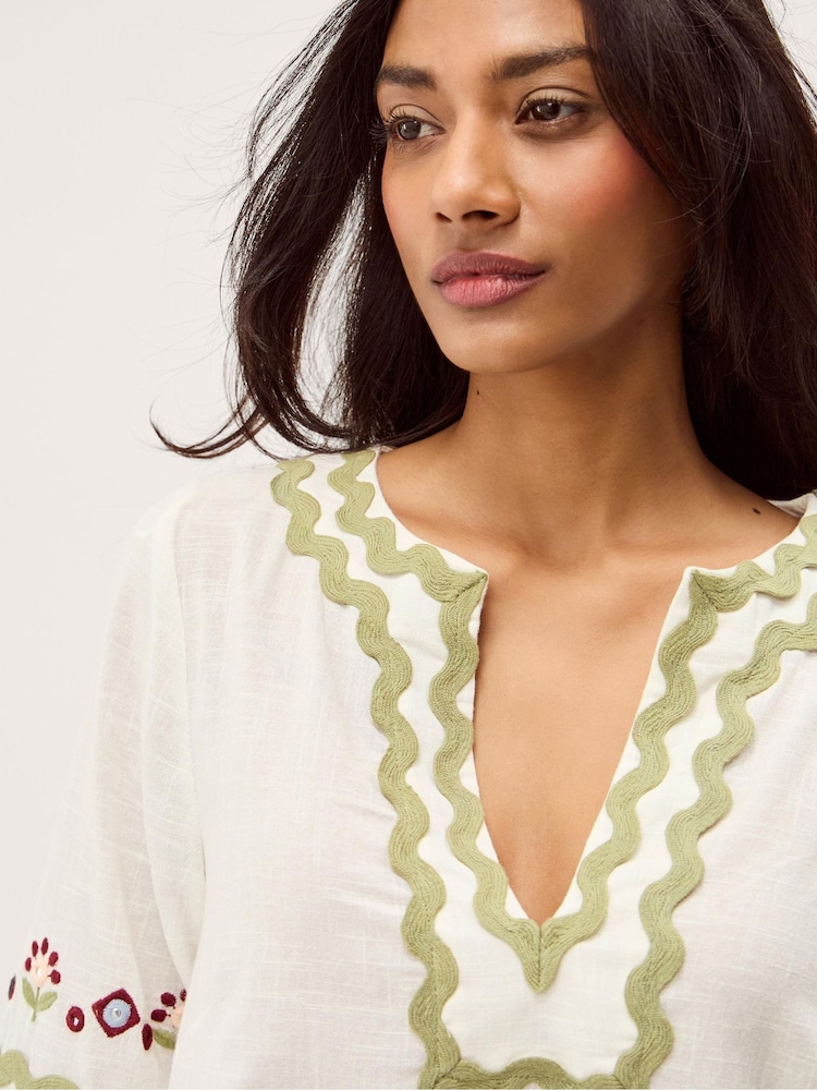 Monsoon Bria Embroidered Mini Tunic Dress - صورة 2 من 5
