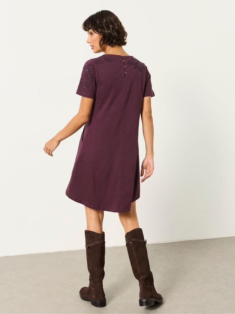 Dunkellila - FatFace Floral Jersey Dress - Bild 2 von 6 Dunkellila - FatFace Floral Jersey Dress - Bild 2 von 6