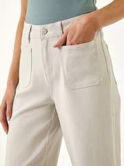 لون طبيعي - بنطلون دينم قطني مطاطي بجيوب للأحجام الصغيرة من Roman - صورة 5 من 5