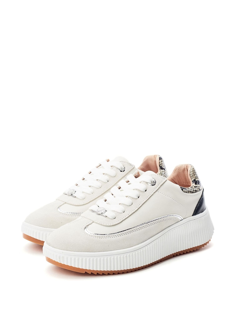 Moda in Pelle White Baretti Leather Chunky Sole Lace Up Trainers - Image 2 of 4