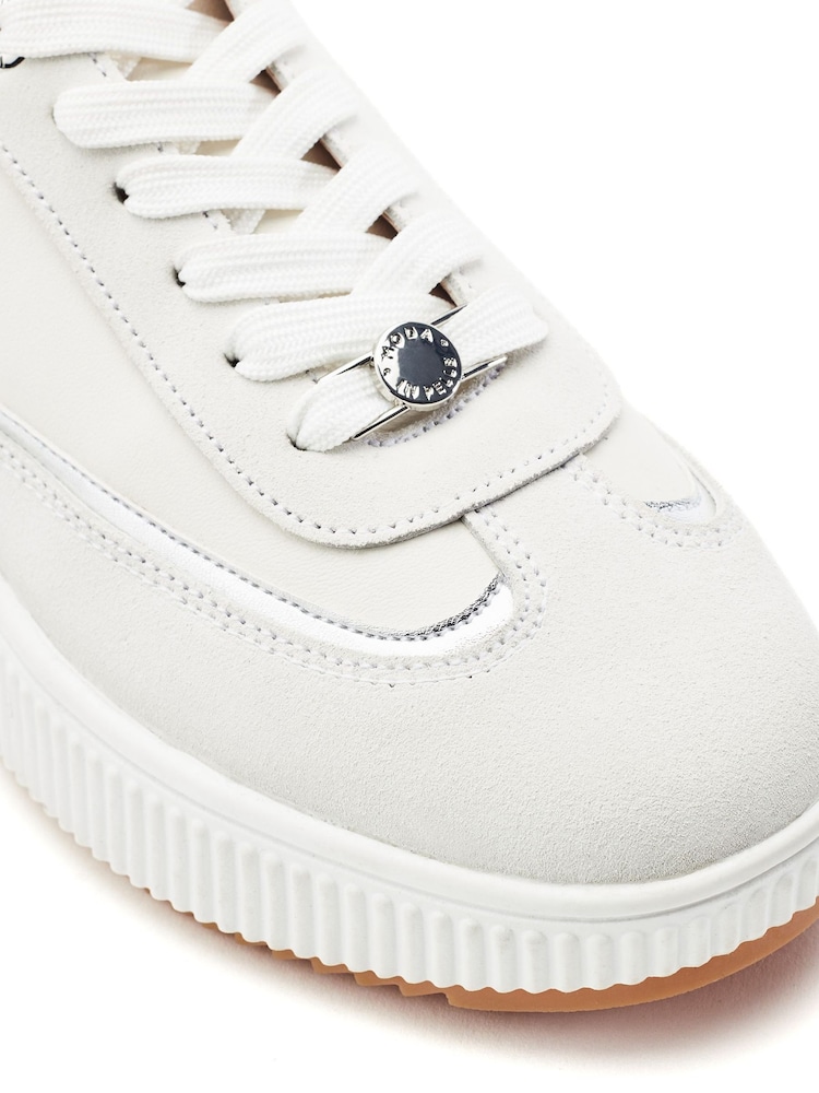 Moda in Pelle White Baretti Leather Chunky Sole Lace Up Trainers - Image 4 of 4