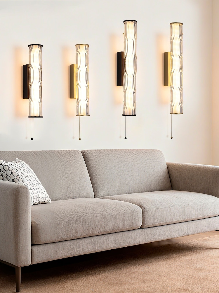 Searchlight Gold Raphie LED Wall Light - Image 4 of 4