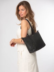 Pure Luxuries London Black Niva Leather Tote Bag - Image 6 of 7