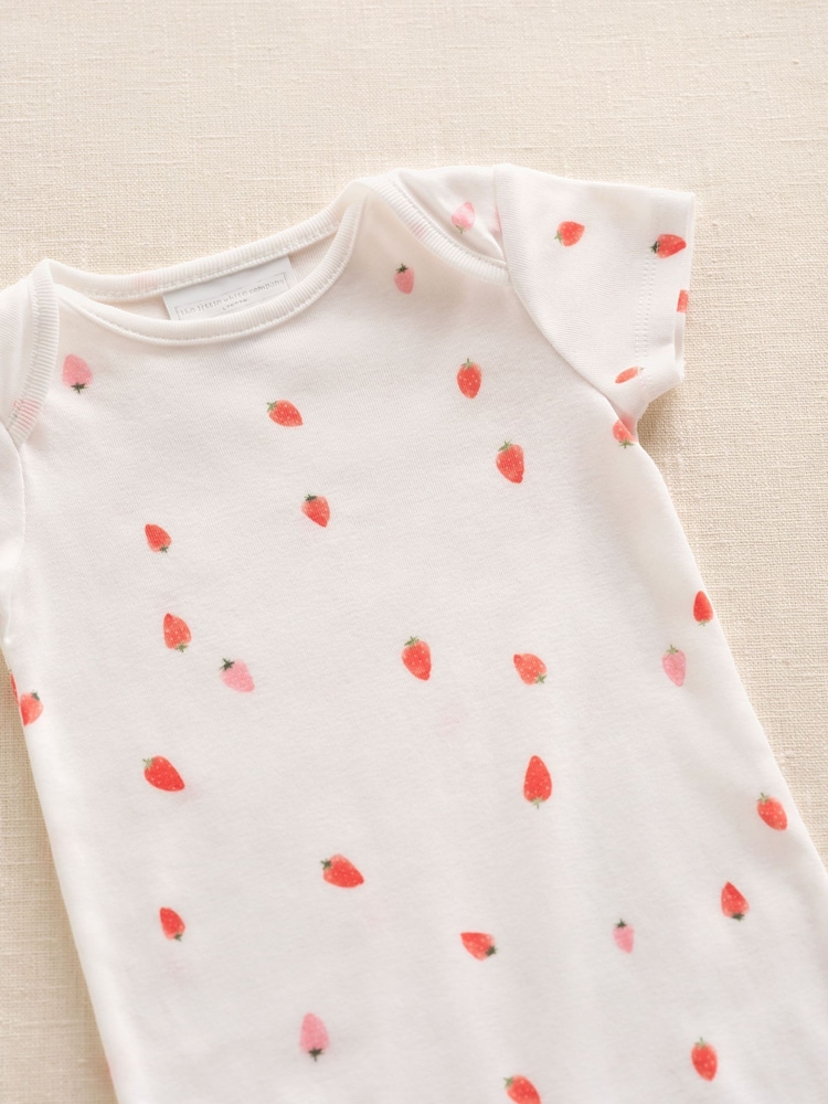 The White Company White Cotton Little Strawberry Welcome Baby Gift Set - Image 2 of 4