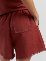 Chinti & Parker Red Linen Blend Scallop Edge Shorts - Image 3 of 4