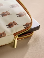 Cream Hamish the Highland Cow Laptop Sleeve - Image 3 of 4