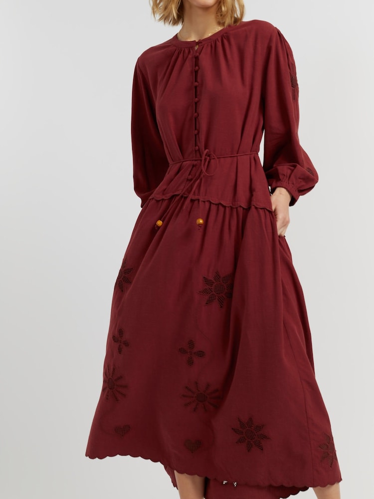 Chinti & Parker Red Sienna Linen Blend Broderie Dress - Image 4 of 4 Chinti & Parker Red Sienna Linen Blend Broderie Dress - Image 4 of 4